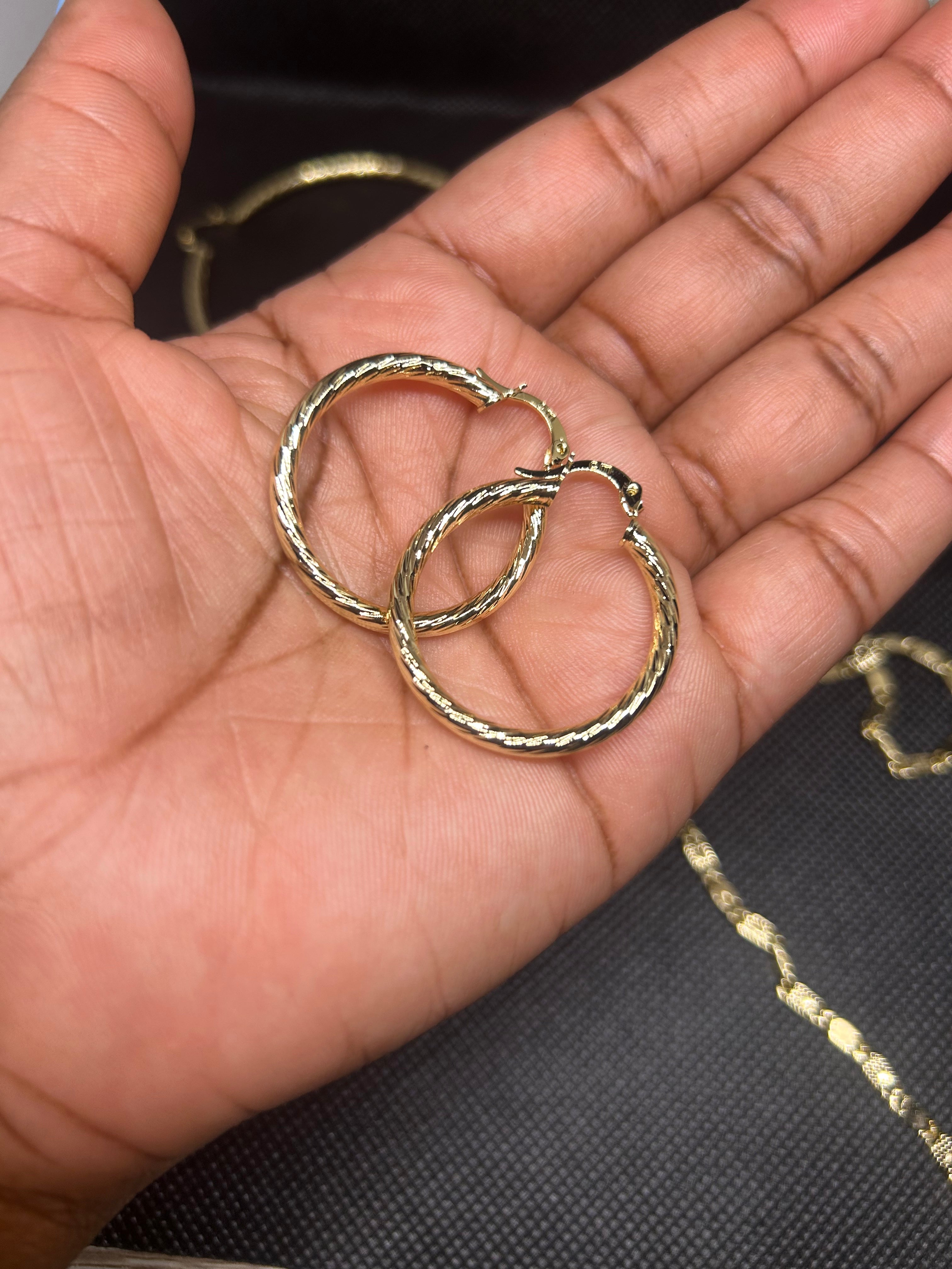 Coco’s Luxehoops✨